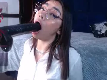 PumaShyXD – webcam model profile photo Image 3