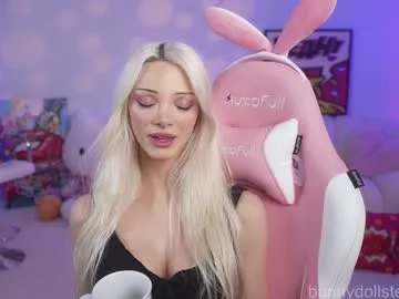 stellapearl – webcam model profile photo Image 4