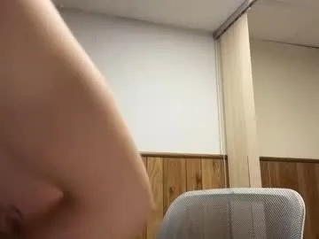 winter11 – webcam model profile photo Image 12