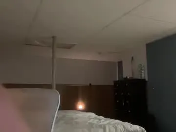 winter11 – webcam model profile photo Image 2