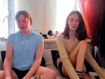 Runarunapi – webcam model profile photo Image 8