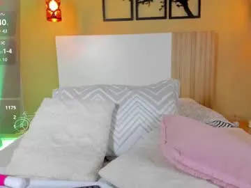 indialatin – webcam model profile photo Image 8