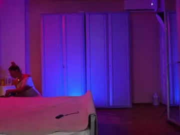 mia_dynasty – webcam model profile photo Image 6