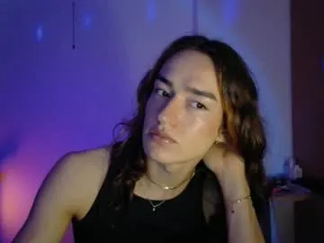 onlykira – webcam model profile photo Image 3