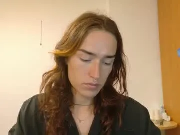 onlykira – webcam model profile photo Image 5