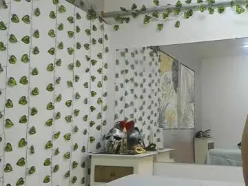 Yo155 – webcam model profile photo Image 4