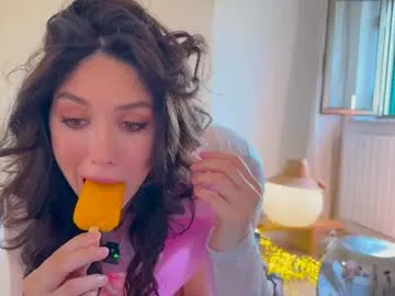 babymalaya – webcam model profile photo Image 6