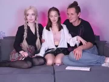 hoaarisa – webcam model profile photo Image 12