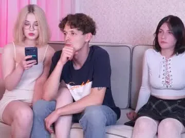 hoaarisa – webcam model profile photo Image 13