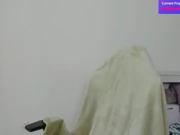 nayomi_34f – webcam model profile photo Image 5