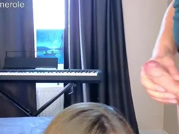 sarina7s – webcam model profile photo Image 5