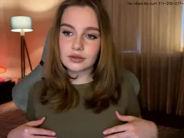 mon1_day – webcam model profile photo Image 4