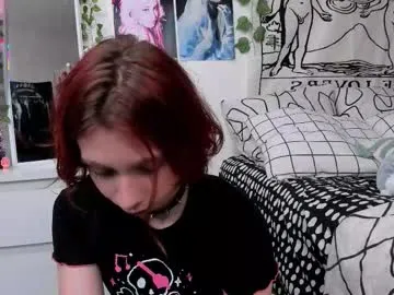 Yaya--728 – webcam model profile photo Image 14