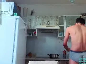 Benson18y – webcam model profile photo Image 16