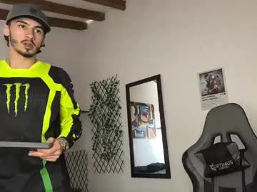 keirasworld – webcam model profile photo Image 5