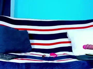 i_n_d_i_c_a – webcam model profile photo Image 15