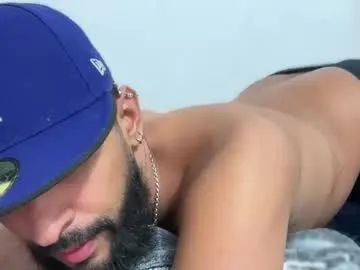 i_n_d_i_c_a – webcam model profile photo Image 18