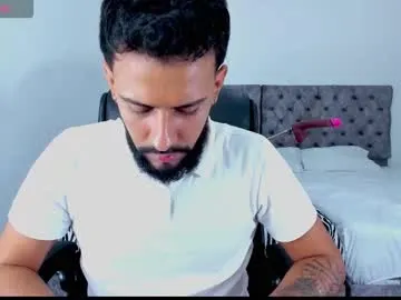 i_n_d_i_c_a – webcam model profile photo Image 6