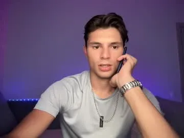 sigmasian – webcam model profile photo Image 12