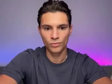 sigmasian – webcam model profile photo Image 14