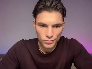 sigmasian – webcam model profile photo Image 17