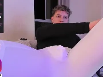 onlykira – webcam model profile photo Image 11