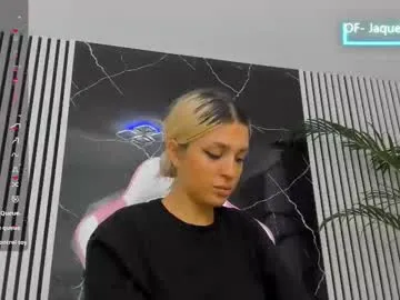 djjfnfczks – webcam model profile photo Image 17