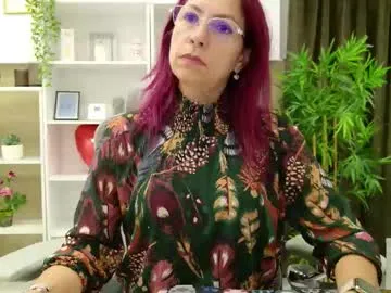 AdritVance – webcam model profile photo Image 19