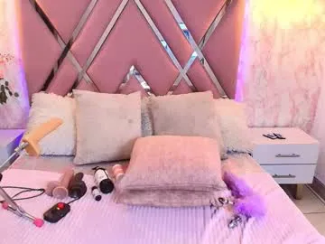 Runarunapi – webcam model profile photo Image 6