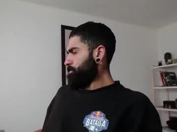 Runarunapi – webcam model profile photo Image 16