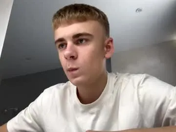 paroncho – webcam model profile photo Image 14