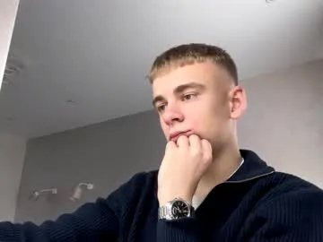 paroncho – webcam model profile photo Image 16