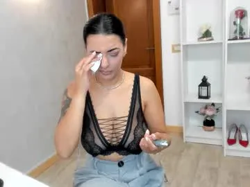 Penelopehot_83 – webcam model profile photo Image 16