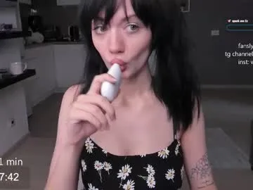 Olivia_11 – webcam model profile photo Image 18