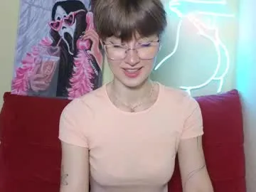 PumaShyXD – webcam model profile photo Image 2