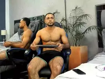 powq05 – webcam model profile photo Image 15