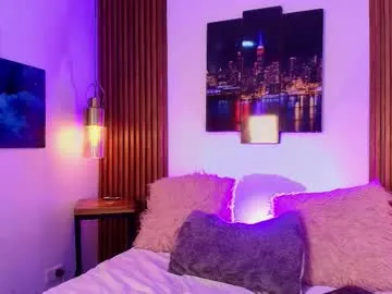 hana-08787- – webcam model profile photo Image 3