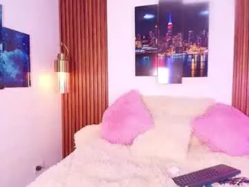 hana-08787- – webcam model profile photo Image 7