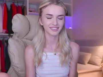 bunnyblondy – webcam model profile photo Image 8