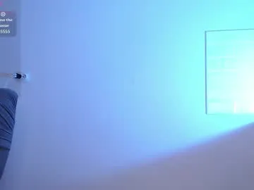 Penelopehot_83 – webcam model profile photo Image 10