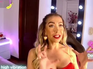 Penelopehot_83 – webcam model profile photo Image 4