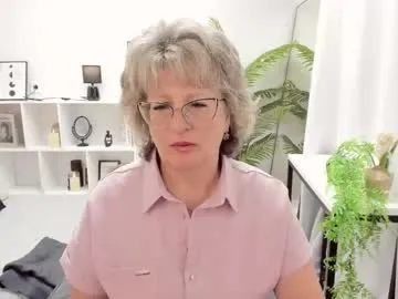 Runarunapi – webcam model profile photo Image 10