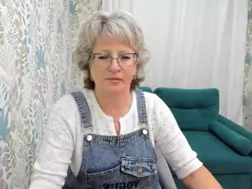 Runarunapi – webcam model profile photo Image 7