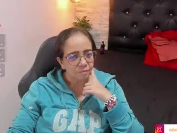 Olivia_11 – webcam model profile photo Image 6