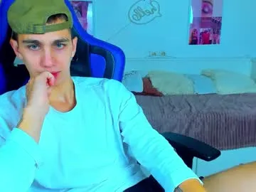 Benson18y – webcam model profile photo Image 18