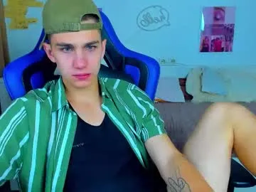 Benson18y – webcam model profile photo Image 5