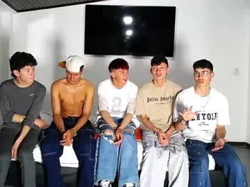 Yaya--728 – webcam model profile photo Image 16