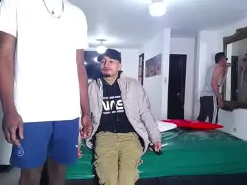 Yaya--728 – webcam model profile photo Image 6