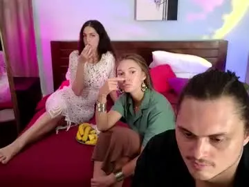 lola_tentatiion – webcam model profile photo Image 18