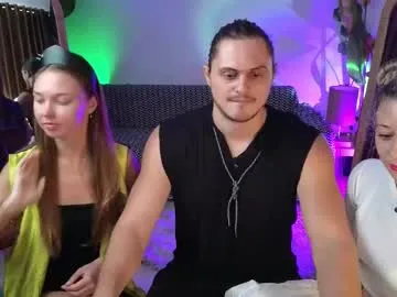 lola_tentatiion – webcam model profile photo Image 2